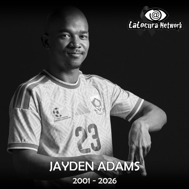⚫ Luto en el fútbol internacional

Apenas semanas después de haber cumplido el sueño de disputar su primer y último Mundial, el mediocampista sudafricano Jayden Adams falleció sorpresivamente a los 25 años.

Su último mensaje público fue un sentido recuerdo de su participación en la Copa del Mundo 2026, destacando los duelos ante la Selección de México en el imponente Estadio Azteca. Hoy, el deporte lamenta su trágica partida mientras la prensa local reporta circunstancias desgarradoras.

📲 Amplía esta información y conoce todos los detalles ingresando a nuestro portal. El artículo completo ya está disponible en 

WWW.LALOCURA.COM

#JaydenAdams #Mundial2026 #Sudafrica #Futbol #LaLocura