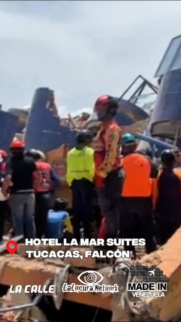 🚨 LABORES DE RESCATE EN DESARROLLO: HOTEL LAMAR SUITE 🚨

Hoy, 25 de junio, los cuerpos de rescate y equipos de emergencia se encuentran desplegados e interviniendo de manera incansable en las ruinas del Hotel Lamar Suite, en Tucacas. La estructura colapsó el día de ayer, 24 de junio, tras el fuerte terremoto que sacudió el territorio nacional.

Las labores de remoción de escombros y búsqueda de sobrevivientes se mantienen sin descanso en la zona. Los dejamos con las imágenes que muestran el minuto a minuto de la situación: desde el estado en que quedó la edificación inmediatamente después del sismo, hasta los primeros esfuerzos de los rescatistas por salvar vidas.

📢 LLAMADO A LA COMUNIDAD / REPORTE CIUDADANO

Si te encuentras en Tucacas, Morón o en los alrededores de la zona costera de Carabobo y tienes fotos, videos o información en tiempo real sobre la situación de las infraestructuras, vialidad o sectores afectados, por favor háznosla llegar de inmediato por mensaje directo (DM).

Tu material es de suma importancia para continuar difundiendo información verificada y ayudar a las comunidades afectadas.

#TerremotoVenezuela #SismoVenezuela #Tucacas #Moron #carabobo