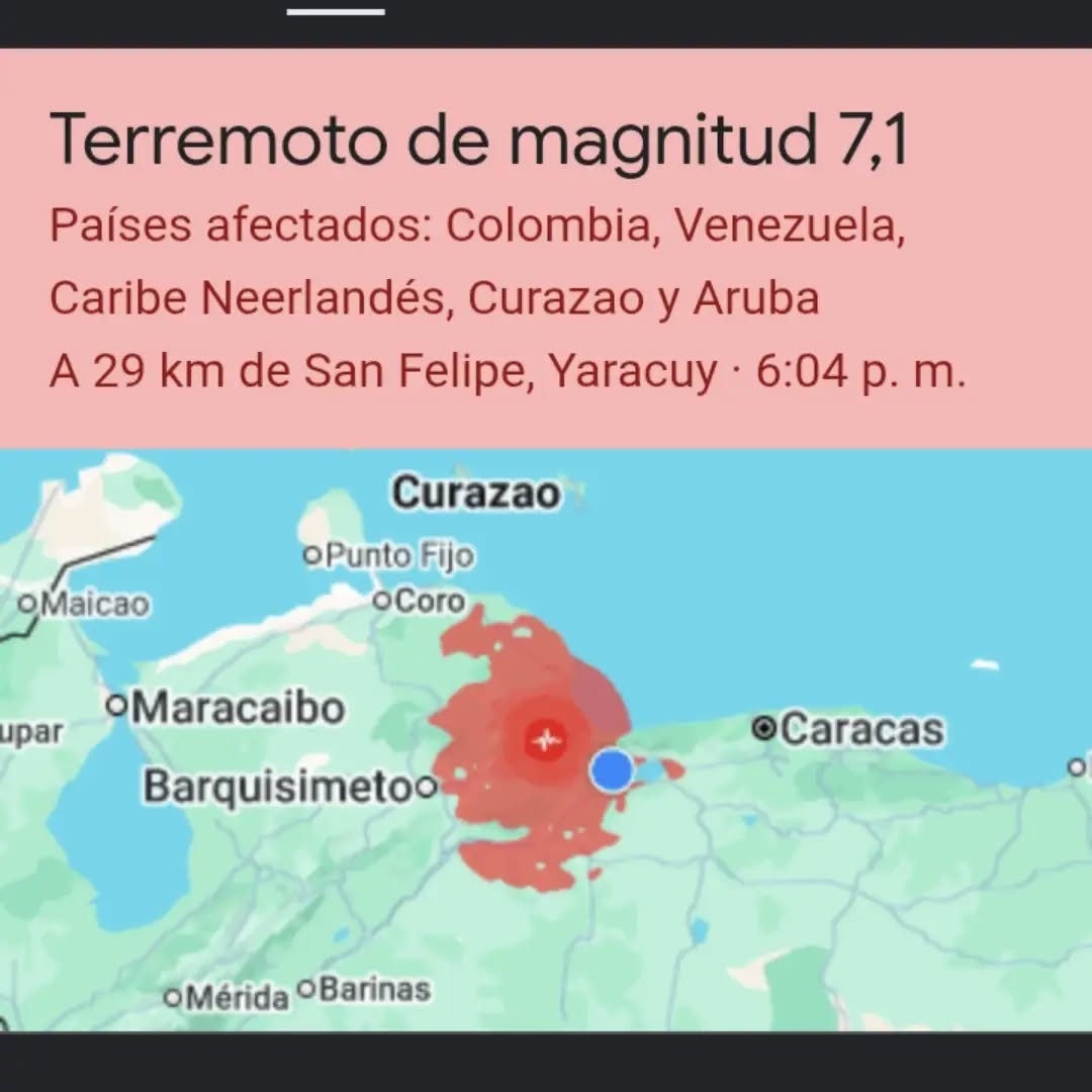 🚨 ¡URGENTE! FUERTE SISMO SACUDE A VENEZUELA ESTA TARDE 🚨

Un potente movimiento telúrico de magnitud preliminar 7.0 - 7.1 sacudió con fuerza la región central y occidental de Venezuela este miércoles 24 de junio alrededor de las 6:04 p. m.

Esto es lo que se conoce hasta el momento:

📍 El Epicentro: Reportes iniciales lo ubican en las cercanías de San Felipe (Yaracuy) y la zona costera de Carabobo (Morón), con una profundidad superficial que hizo sentir el sacudón con mucha intensidad.

💥 ¿Dónde se sintió más fuerte?

Carabobo: En Valencia, Naguanagua y San Diego el sismo fue prolongado y violento, provocando la evacuación inmediata de edificios.

Yaracuy y Lara: Muy cerca del epicentro, con fuerte movimiento de objetos y estructuras.

Otras regiones: Reportan haberlo percibido en Caracas, Aragua, Cojedes y Falcón.

Zonas como San Joaquín (Carabobo) ya reportan daños estructurales preliminares (como en la iglesia local). Autoridades de Protección Civil y Bomberos se encuentran desplegados evaluando la situación. Las líneas telefónicas y el servicio eléctrico presentan fallas intermitentes debido a la congestión.

⚠️ RECOMENDACIONES IMPORTANTES:

Mantén la calma y evita correr.

Si estás en edificios altos, evalúa estructuras antes de usar escaleras (¡No uses ascensores!).

Mantente atento a las réplicas.

Deja las líneas telefónicas libres para emergencias; comunícate preferiblemente por texto o WhatsApp.

👇 Reporta desde tu zona: ¿Cómo se sintió en tu ciudad? ¿Estás a salvo? Te leemos en los comentarios.

#SismoVenezuela #TemblorVenezuela #SismoHoy #Valencia #sanfelipe