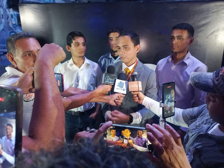 Ads América encendió Valencia con anuncios que impulsan el emprendimiento venezolano