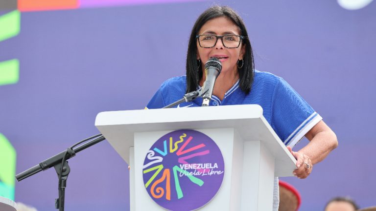 Delcy Rodríguez anuncia ajuste del Ingreso Mínimo Integral: Lo que debes saber
