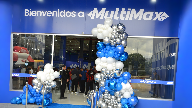 MultiMax Store apertura de la tienda número 48 en Carabobo bajo un innovador concepto